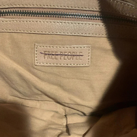‼️FREE PEOPLE bag‼️ - Picture 4 of 9
